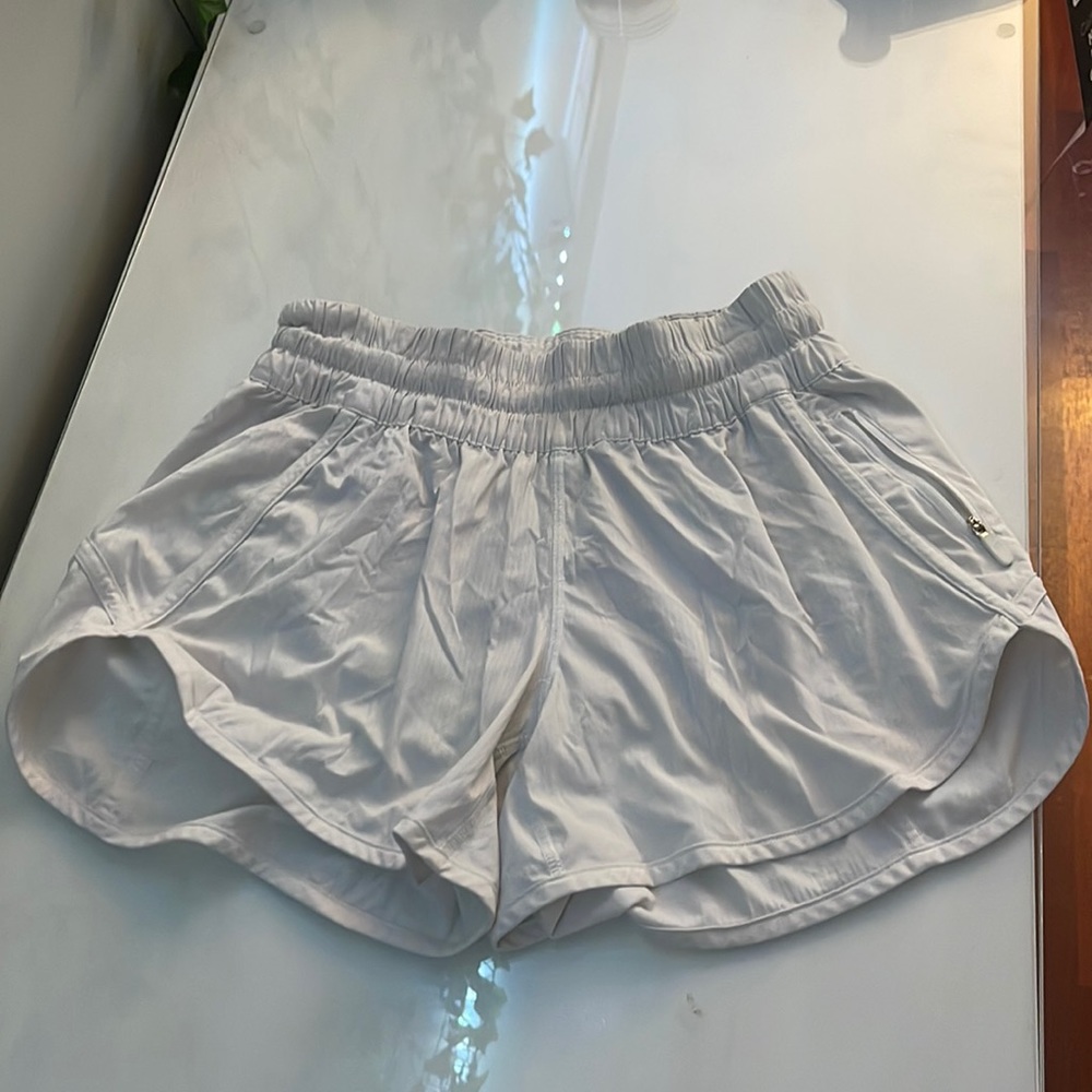 White lululemon shorts